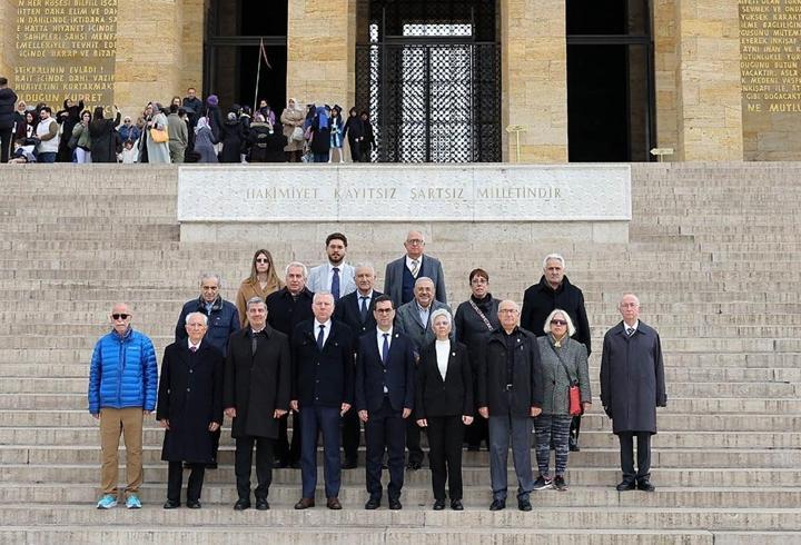 Fenerbahçe Divan Kurulu, Anıtkabir'i ziyaret etti