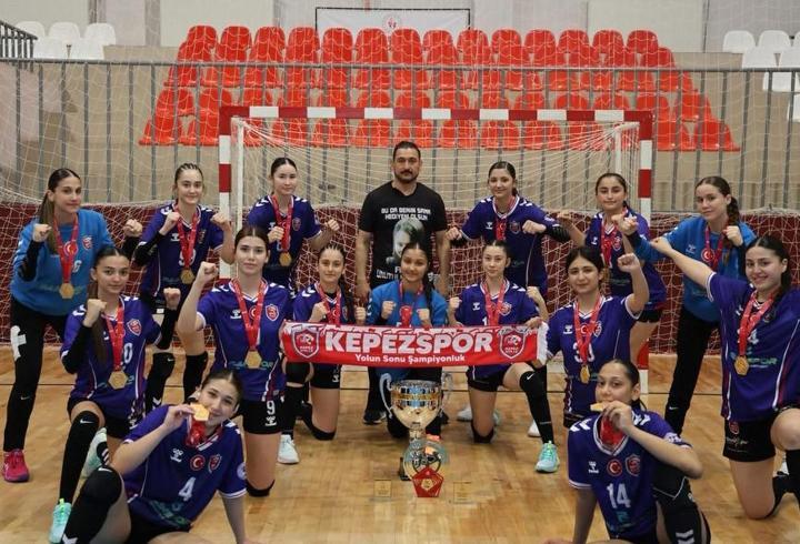 Kepez’in genç sultanları zirvede; Antalya’ya Türkiye şampiyonluğu gururu