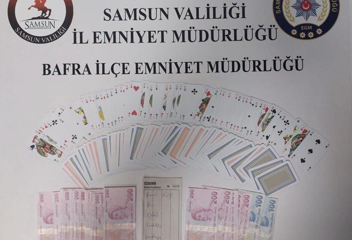 Samsun’da kıraathaneye kumar baskını: 5 kişiye 58 bin TL ceza