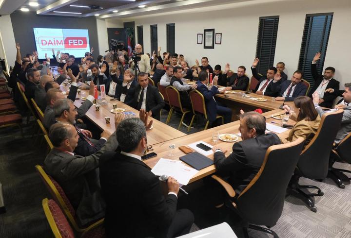 Başkan Karslıoğlu güven tazeledi