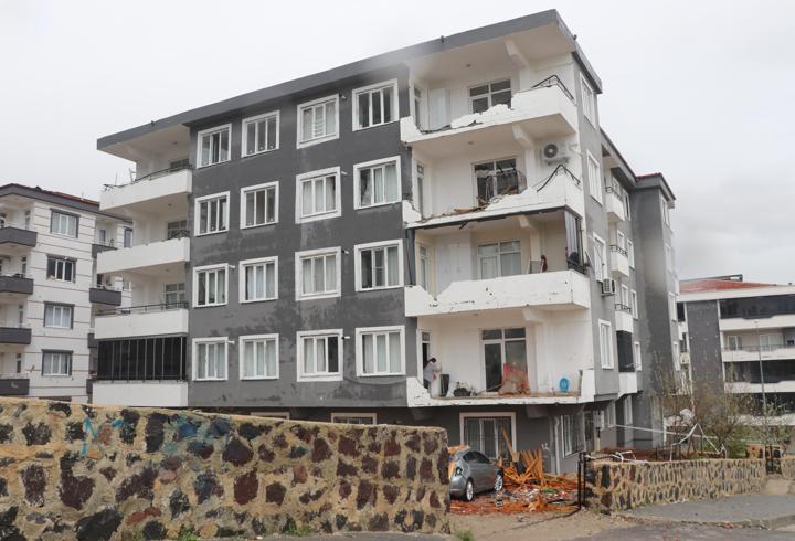 Gaziantep’te fırtınanın hasarı gün ağarınca ortaya çıktı; yaşadıklarını anlattılar (3)