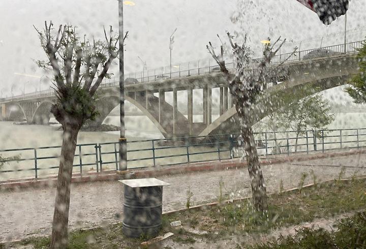 Şanlıurfa'da fırtınanın izleri siliniyor