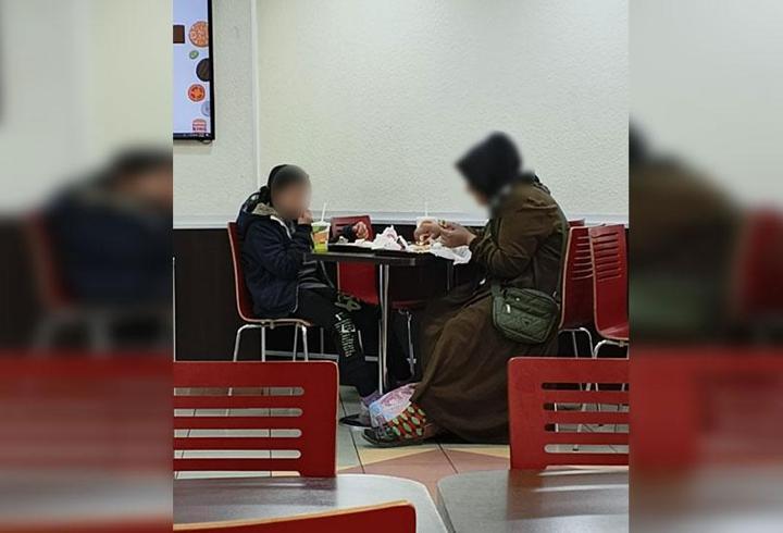 Aile ve Sosyal Hizmetler Bakanı Mahinur Özdemir Göktaş, Gaziantep ve Şanlıurfa'da fırtına ve selden etkilenenlerin, acil ve temel ihtiyaçlarının karşılanması için illerdeki sosyal yardımlaşma ve dayanışma vakıflarına 55 milyon lira kaynak aktarıldığını bildirdi.

3