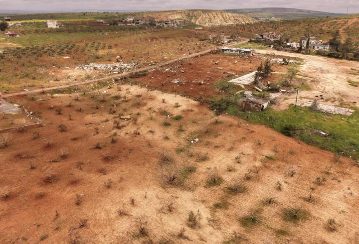 Gaziantep’te, fırtınada ağaçların devrildiği fıstık bahçelerindeki hasar dronla görüntülendi