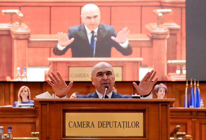 Romanya'da hükümet düştü
