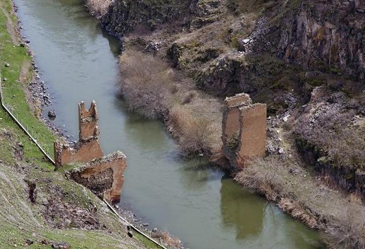 Türkiye ve Ermenistan’dan tarihi imza: Ani Köprüsü restorasyonu neden önemli?