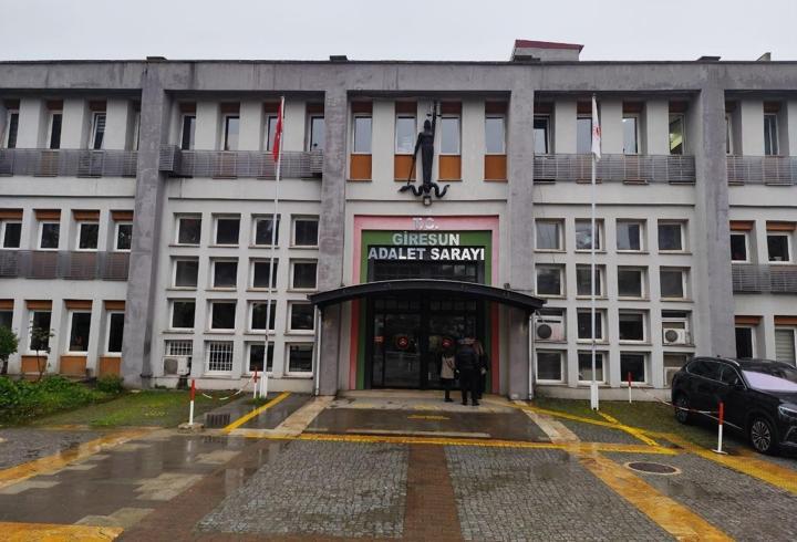 Abdullah öğretmen davasında avukatlar arasında tartışma
