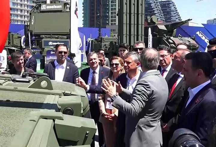 CHP Genel Başkanı Özel'den SAHA EXPO 2026'ya ziyaret