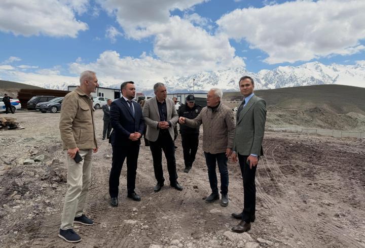 Hastane inşaatında inceleme