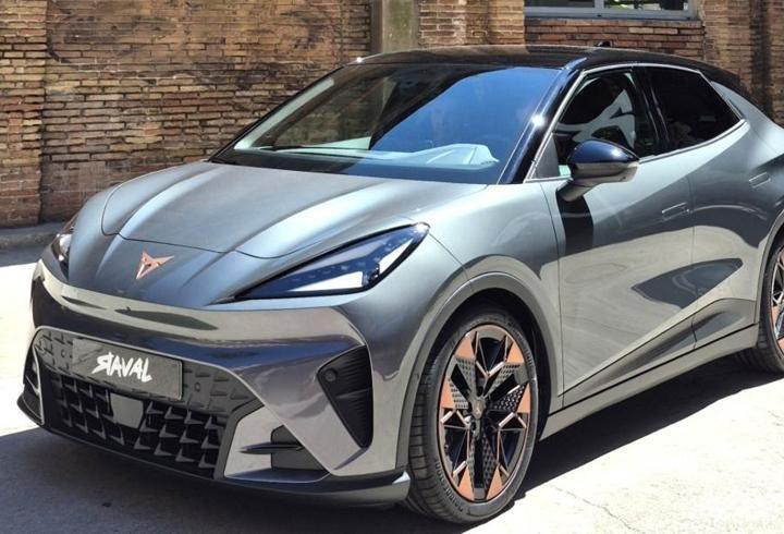 Cupra’nın elektriklisi Raval 400 km’yi aşacak