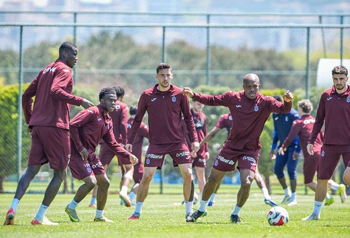 Trabzonspor, Beşiktaş maçı kadrosunu duyurdu