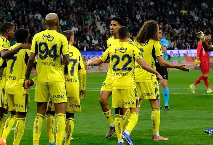 Konyaspor 0-3 Fenerbahçe Maç Özeti | Kanarya, Konya'da farklı kazandı
