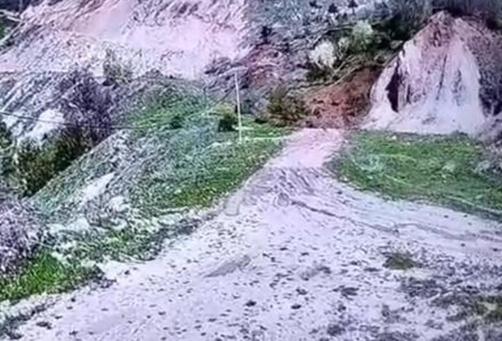 Tokat’ta toprak kayması kamerada