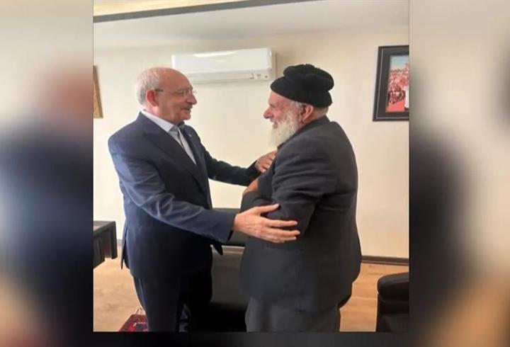 Kılıçdaroğlu, 7 yıl önce kendisine yumruk atan Karakoç ile helalleşti