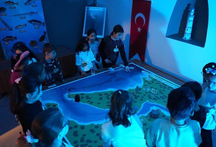 Çocuklar, Çanakkale'nin derinliklerini keşfetti