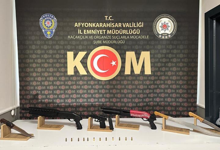 Afyonkarahisar Emniyeti'nden art arda başarılı operasyonlar