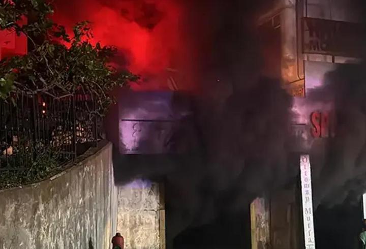 Son dakika haberi: Kolonya imalathanesinde korkutan yangın