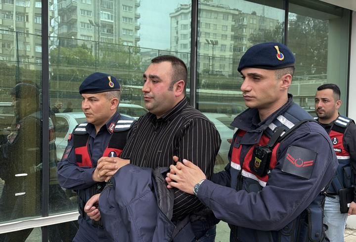 Babasını 8 kez tabancayla ateş ederek öldüren şüpheli adliyede