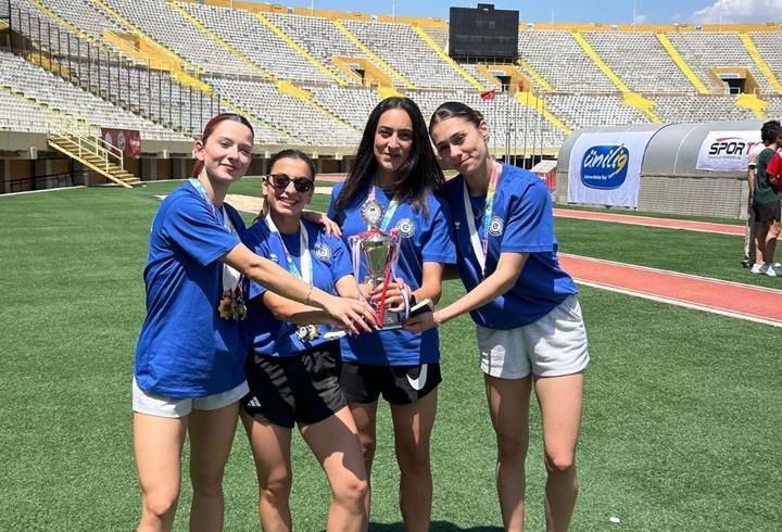 Ege Üniversitesi atletizmde Türkiye Şampiyonası'na rekorlarla damga vurdu