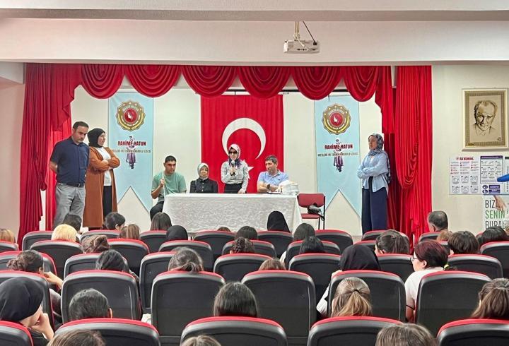 Liselilerden Engelliler Haftası’na özel farkındalık etkinliği