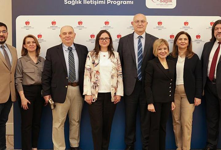 Sağlık okuryazarlığını desteklemek amacıyla beslenme ve sağlık iletişimi programı paylaşıldı
