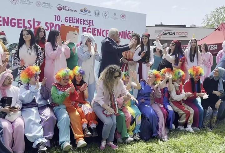 Engelli çocuklar ve aileleri, 10-16 Mayıs Dünya Engelliler Haftası’nda bir araya geldi