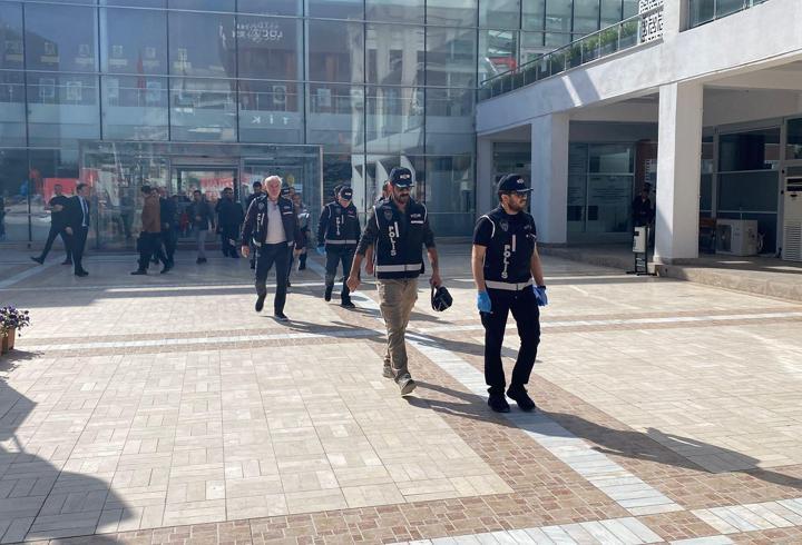 Tepebaşı Belediyesi’ne ‘yolsuzluk’ operasyonu; 60 gözaltı kararı