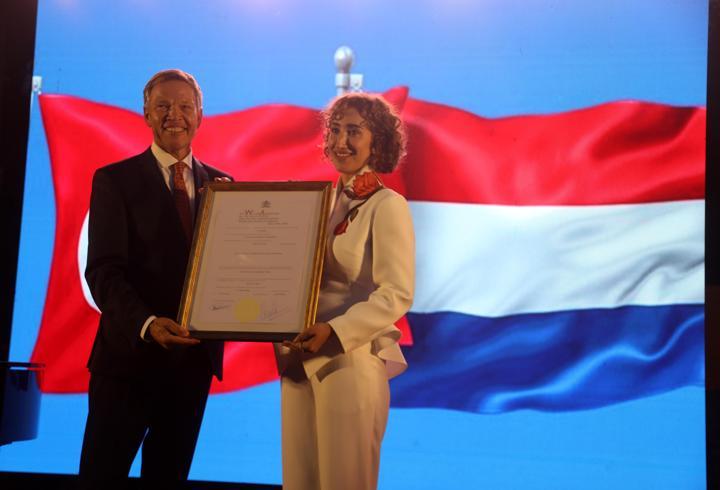Antalya'da Hollanda'nın 'Kral Günü' kutlandı