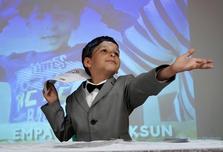 Otizmli Ali Rıza’nın hayal dünyası kitaba dönüştü