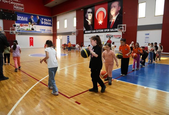 Canik'te geleceğin şampiyonları keşfediliyor