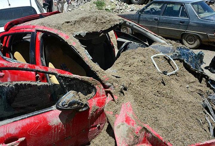 Freni boşalan kamyon, 7 araca çarptı: 2’si ağır 6 yaralı