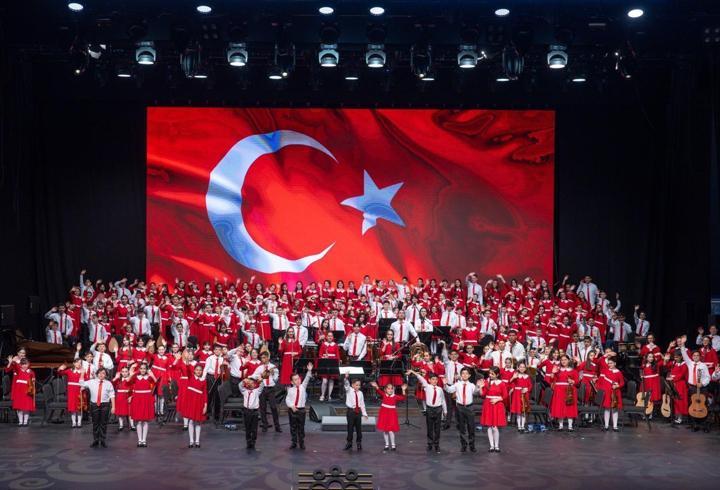 Türkiye Yüzyılının ilk orkestrası yeniden sahnede