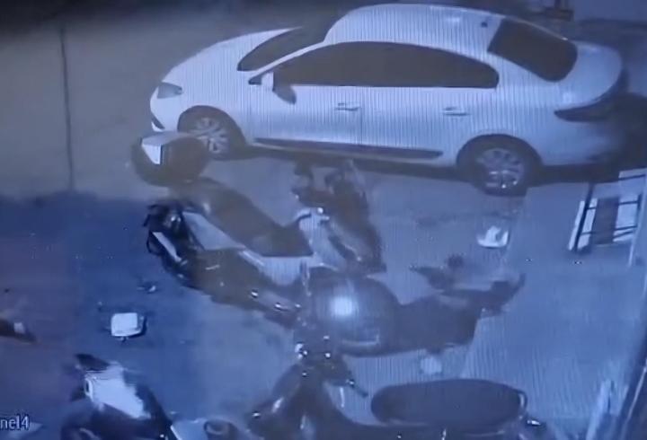 Beyoğlu’nda tartıştığı kişinin motosikletini kundakladı 4 motosiklet yandı: 'Gereksiz yere gaza bastı tartıştık'