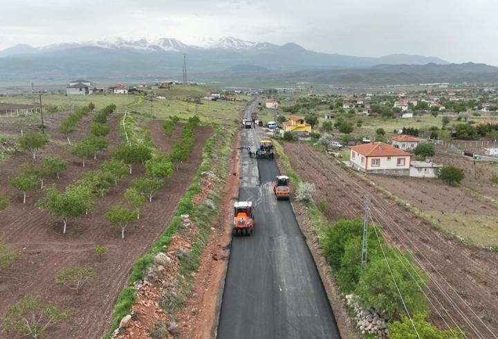 İncesu’da 2,4 kilometrelik asfalt çalışması