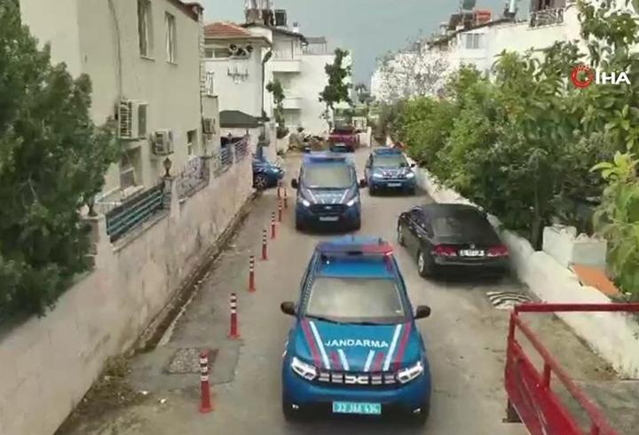 Mersin'de haraç çetesi çökertildi: 5 kişi tutuklandı