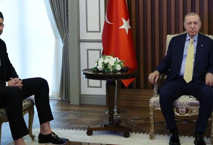 Meteoroloji, 20 Mayıs hava durumu tahminlerini yayınladı. İstanbul dahil olmak üzere birçok ilde sıcaklıklar düşerken yeni uyarı geldi. Meteoroloji Genel Müdürlüğü tarafından yapılan son değerlendirmelere göre İstanbul'da sıcaklıkların mevsim normalleri altına düşmesi beklenirken gök gürültülü sağanak yağmur geçişlerinin yaşanacağı öngörülüyor.  Çarşamba günü ise İç Ege, Doğu Akdeniz, Bursa, Balıkesir ile İç Anadolu'nun kuzey ve doğusunda yerel kuvvetli, Osmaniye çevreleri ve Adana’nın kuzey ve 