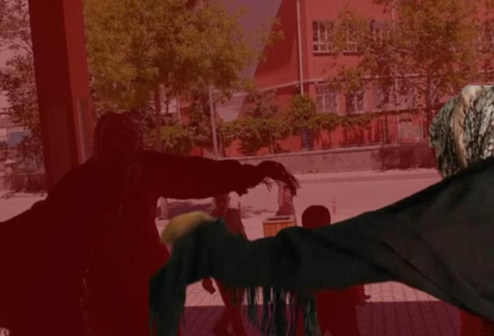 Dilenci Operasyonunda İlginç Anlar: 'Çek Abi Çek' Deyip Oynamaya Başladı!