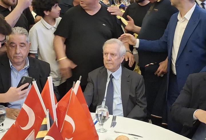 Fenerbahçe'de aday Aziz Yıldırım, yeni projedeki stadyumun kapasitesini açıkladı