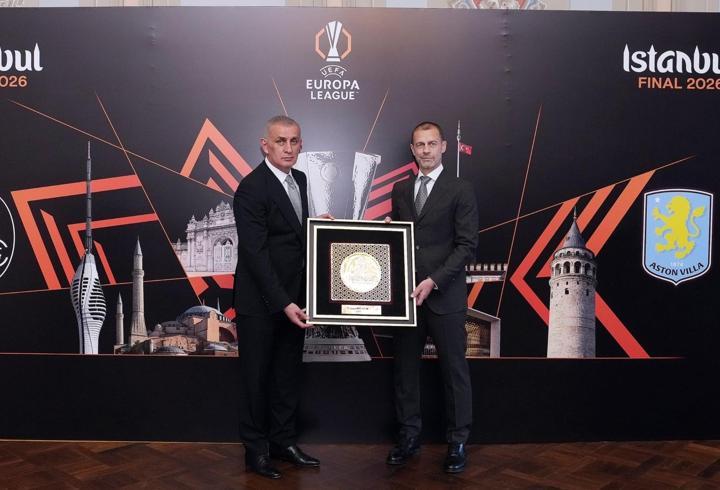 UEFA Avrupa Ligi'nde final öncesi gala yemeği düzenlendi