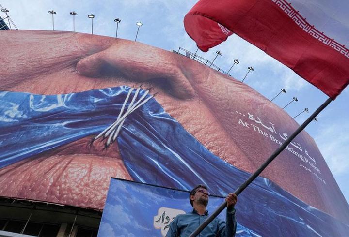 NYT: İran, ABD ve İsrail'e "üçgen zorlama" yaptı