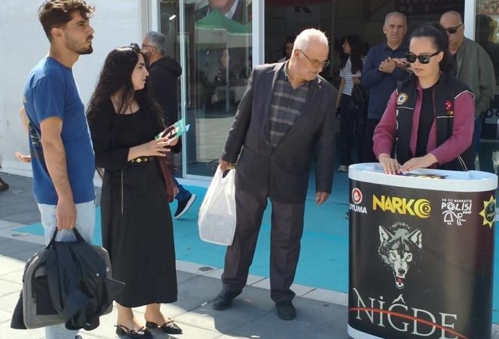 Narkotik ekiplerinden 714 vatandaşa bilgilendirme