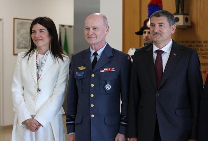 Roma'da "Değişen Güvenlik Ortamında NATO ve Türkiye: Uyum, İşbirliği ve Gelecek Perspektifleri" paneli