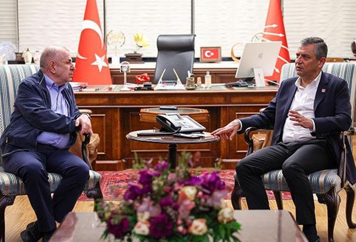 Zafer Partisi Genel Başkanı Özdağ, CHP Genel Merkezi'nde Özgür Özel ile bir araya geldi
