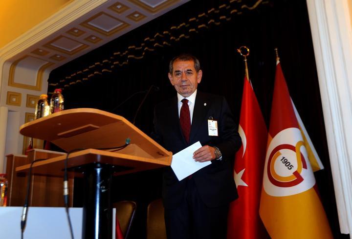 Galatasaray'da tek adaylı seçimde oy verme işlemi başladı