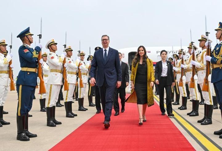 Sırbistan Cumhurbaşkanı Aleksandar Vucic'ten Çin temasları