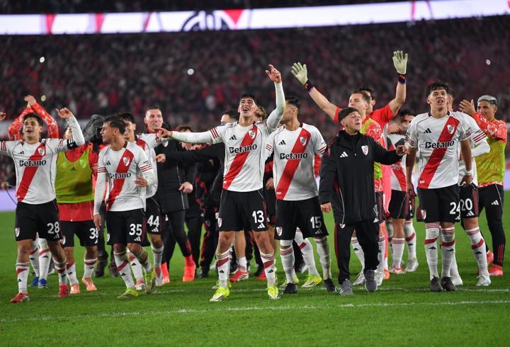 Arjantin'de Dev Final! River Plate ve Belgrano Şampiyonluk İçin Sahaya Çıkıyor