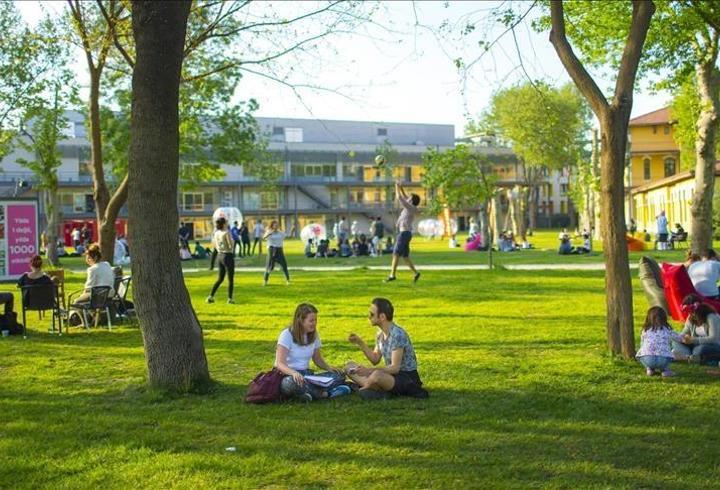 İstanbul Bilgi Üniversitesi açıldı mı? Resmi Gazete'de yayımlandı! İstanbul Bilgi Üniversitesinde eğitim devam edecek mi?