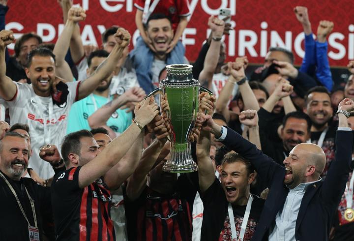 Halil İbrahim Aşgın: Süper Lig delikanlı bir Anadolu takımıyla karşılaşacak