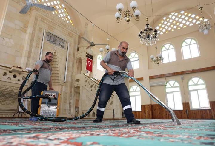 Akdeniz'de camiler bayrama hazır