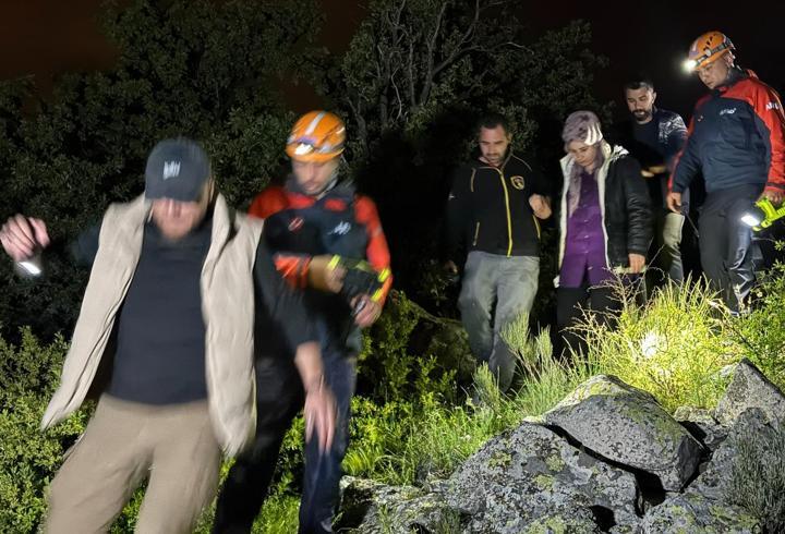 Nevşehir’de kayalık arazide mahsur kalan kadın kurtarıldı